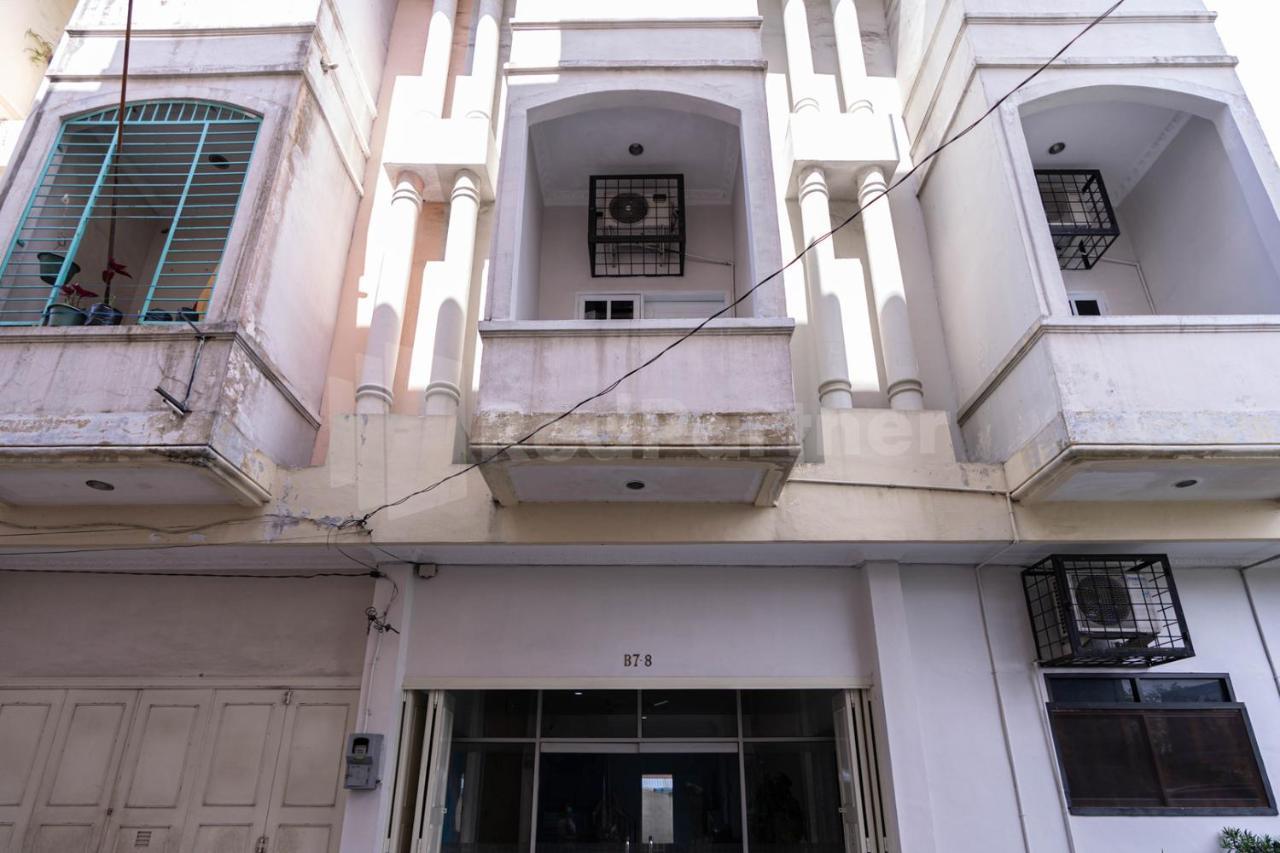 Hotel Carolina Transit Medan Zewnętrze zdjęcie