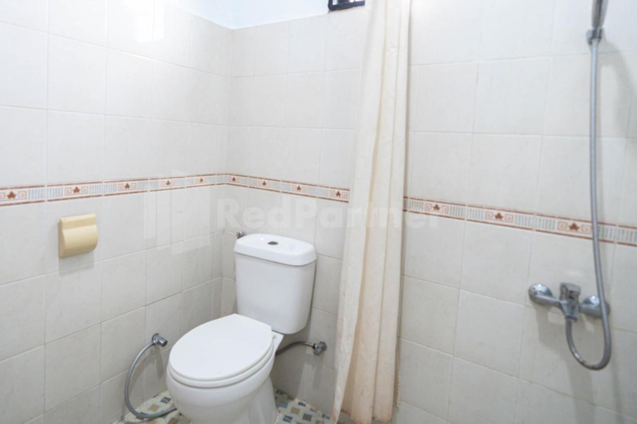 Hotel Carolina Transit Medan Zewnętrze zdjęcie